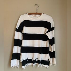 Mazik distressed holes sweater large stripes crew neck